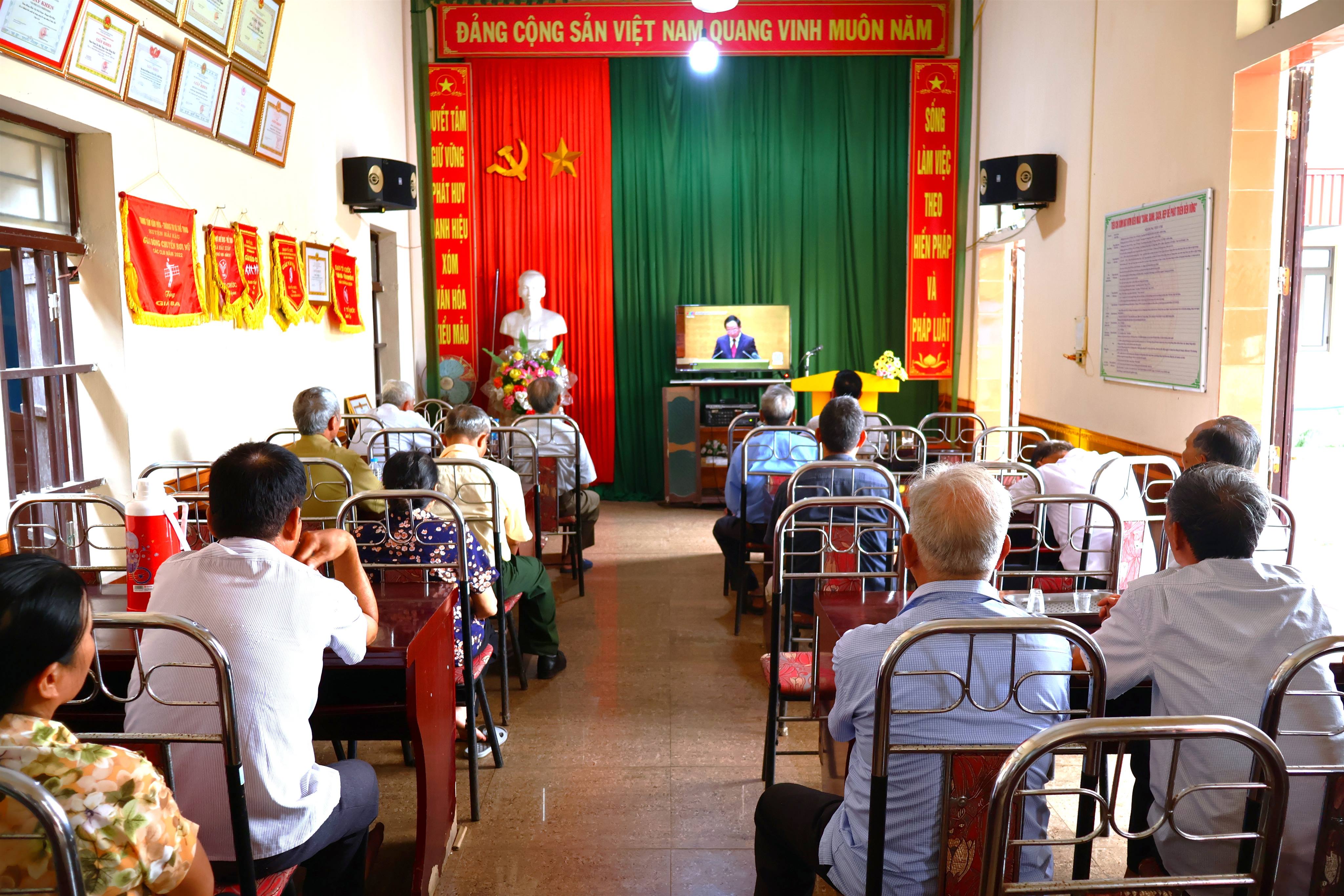 anh tin bai